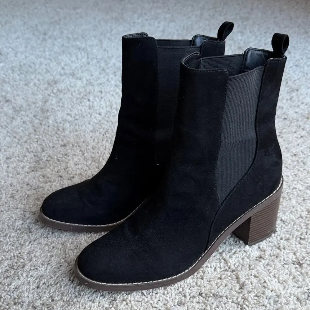 LOFT Faux Suede Black Ankle Heeled Booties Size 10